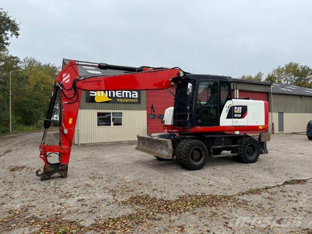 CAT M320F  휠 굴삭기