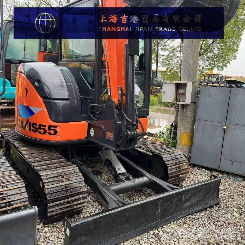 Hitachi ZX 55 소형 굴삭기 7톤 미만