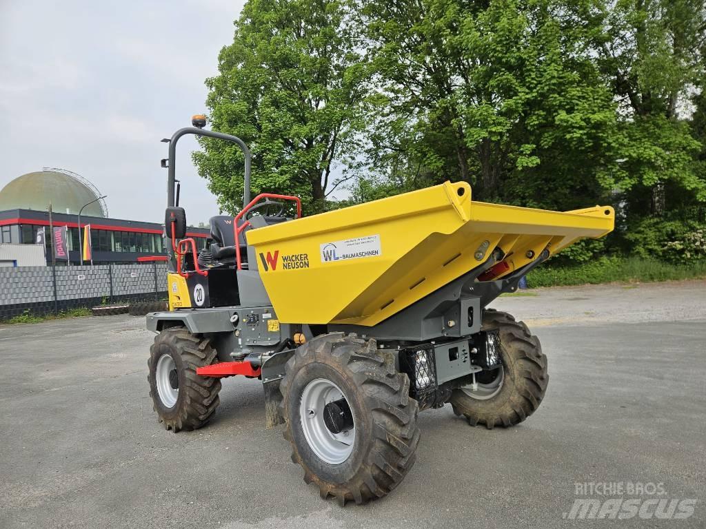 Wacker Neuson DW 30 건설현장 덤프트럭
