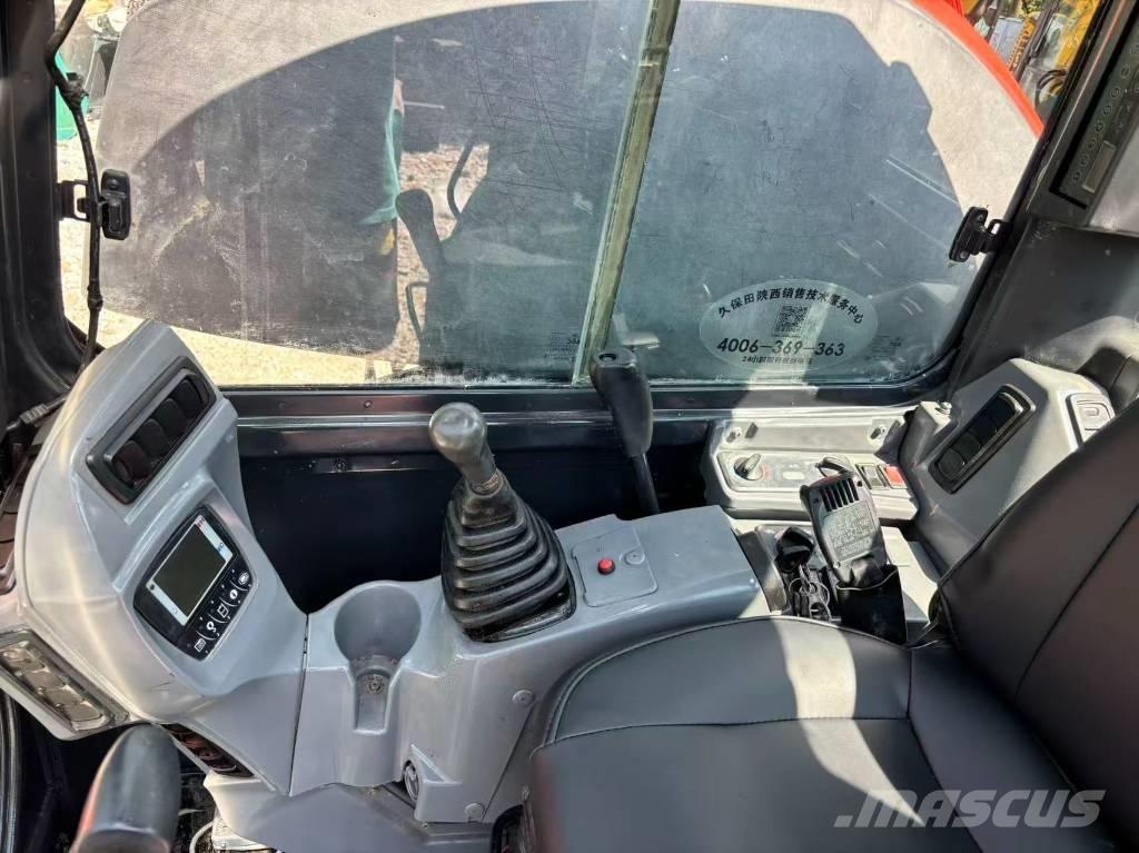 Kubota KX 163-5 소형 굴삭기 7톤 미만