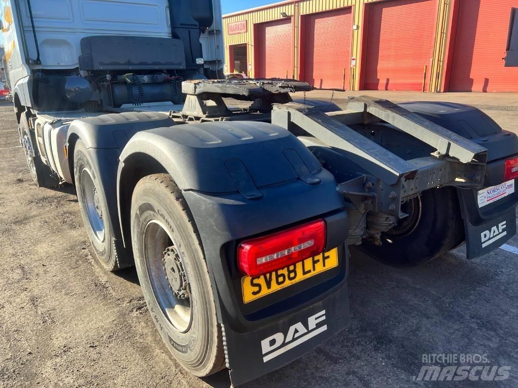 DAF 530 트랙터 유닛