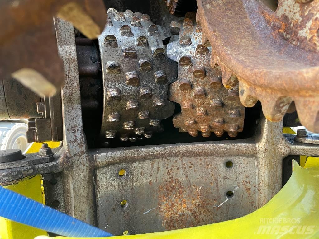 John Deere H 480 C 하비스터 헤드