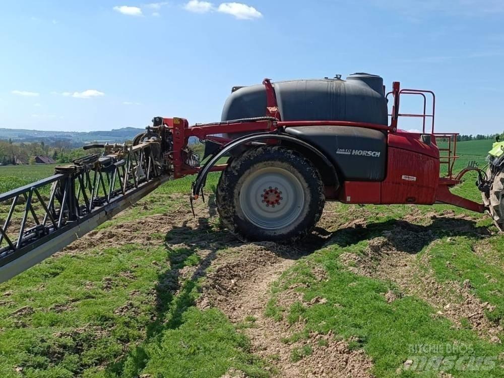 Horsch Leeb 6 LT 견인형 분무기