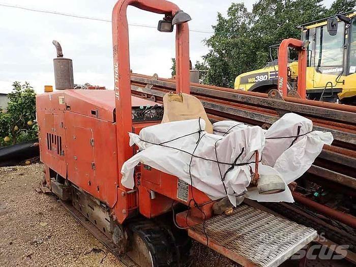 Ditch Witch JT4020 도로 굴착기
