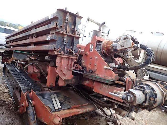 Ditch Witch JT4020 도로 굴착기