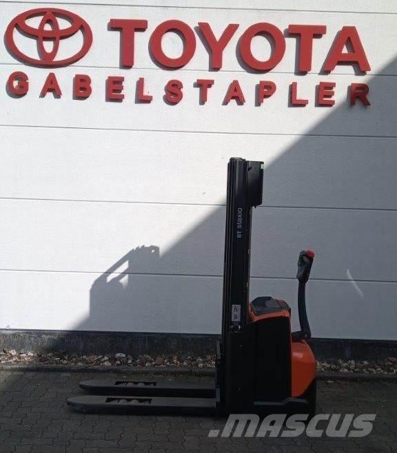 Toyota SWE120L 포크리프트