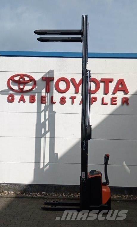 Toyota SWE120L 포크리프트