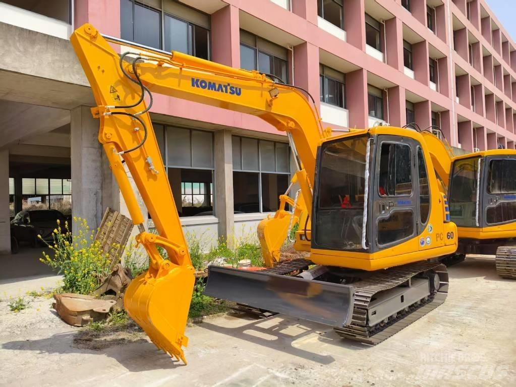 Komatsu PC 60 대형 굴삭기 29톤 이상