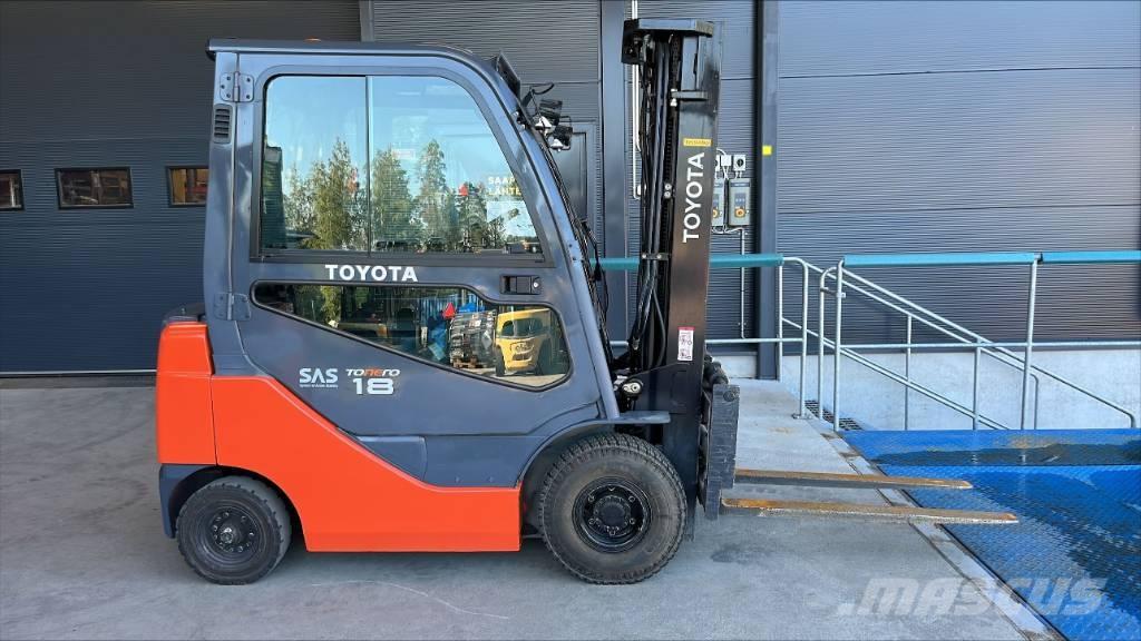 Toyota 02-8 FDF 18 디젤 지게차