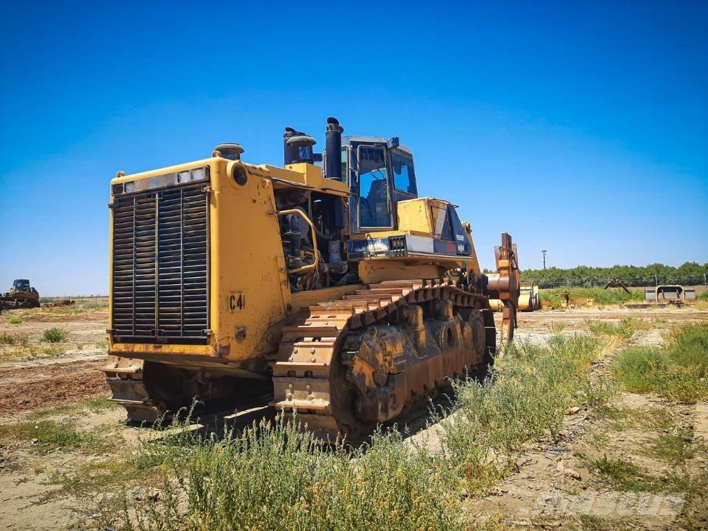 Komatsu D 475 A-1 크롤러 도저