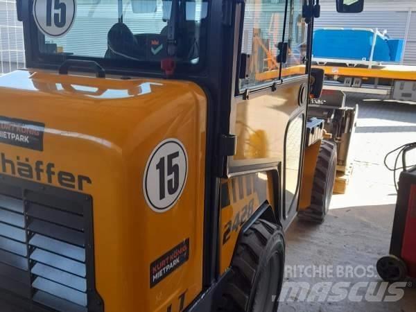 Schäffer 2428 SLT  스키드로더
