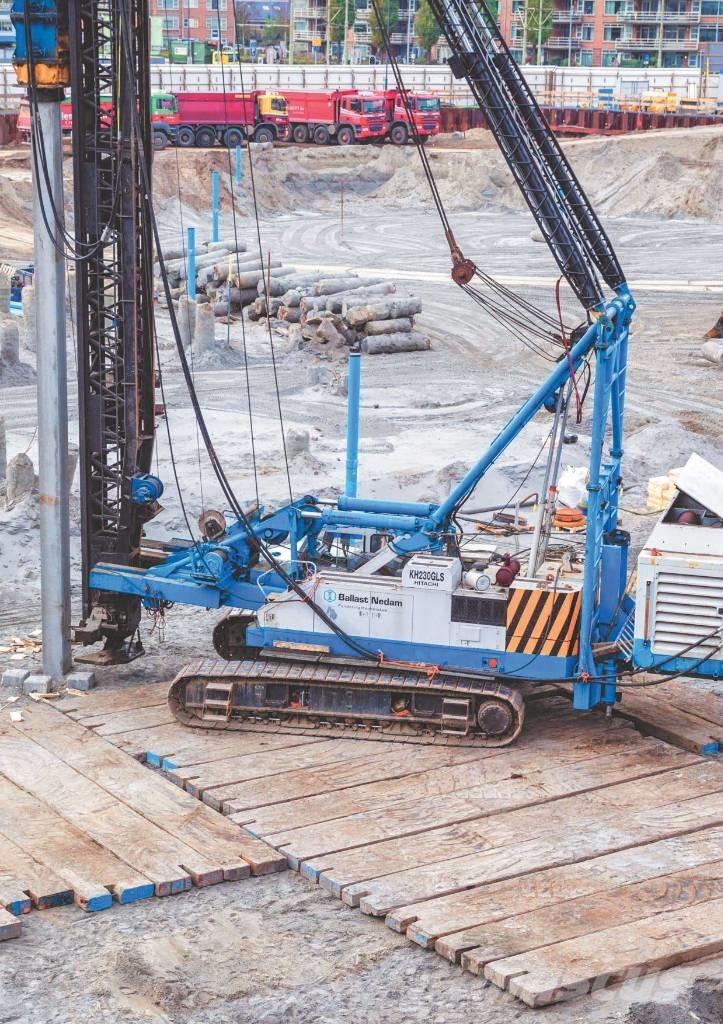 Hitachi KH230-3GLS 말뚝설치기