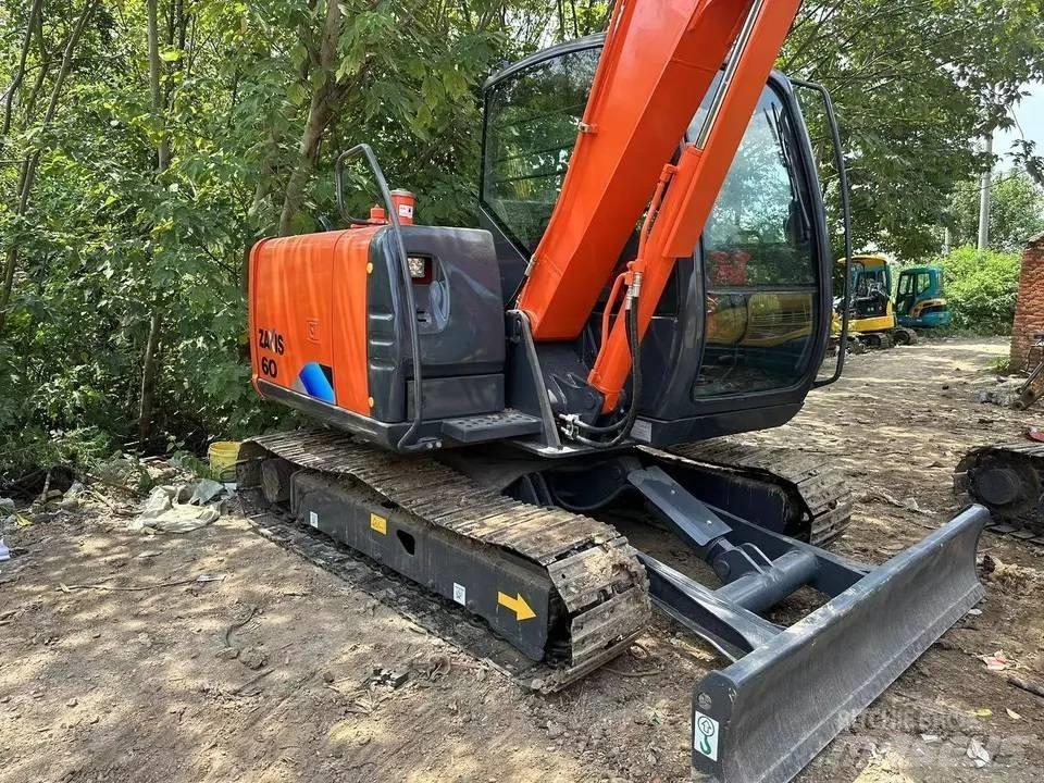 Hitachi ZX60 소형 굴삭기 7톤 미만