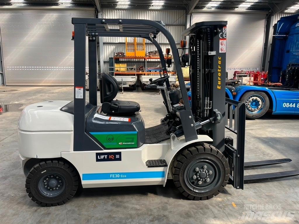 Eurotrac FE30 전동 지게차