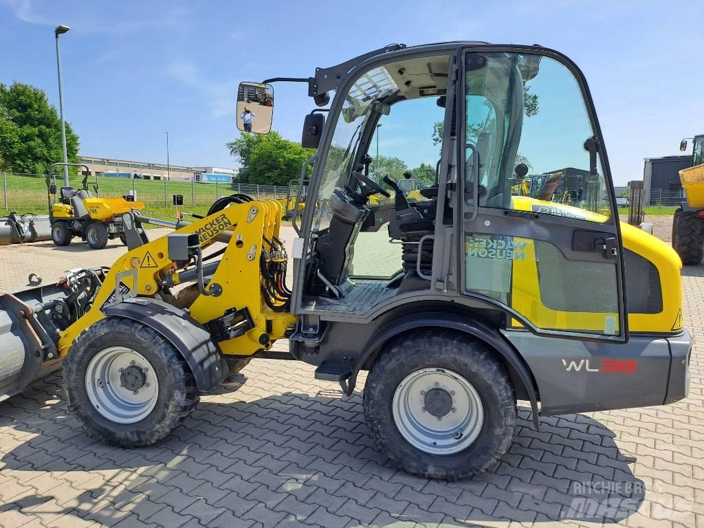 Wacker Neuson WL38  휠로우더