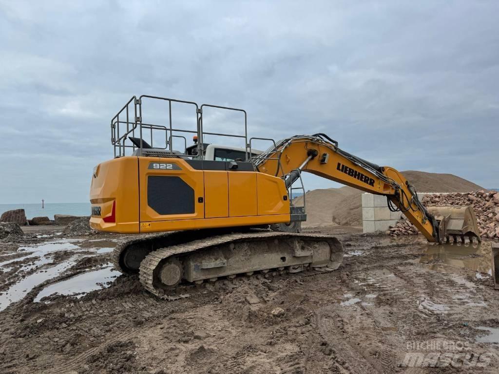Liebherr R922LC 대형 굴삭기 29톤 이상