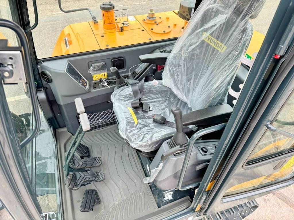 Hyundai HX 60 Pro 소형 굴삭기 7톤 미만