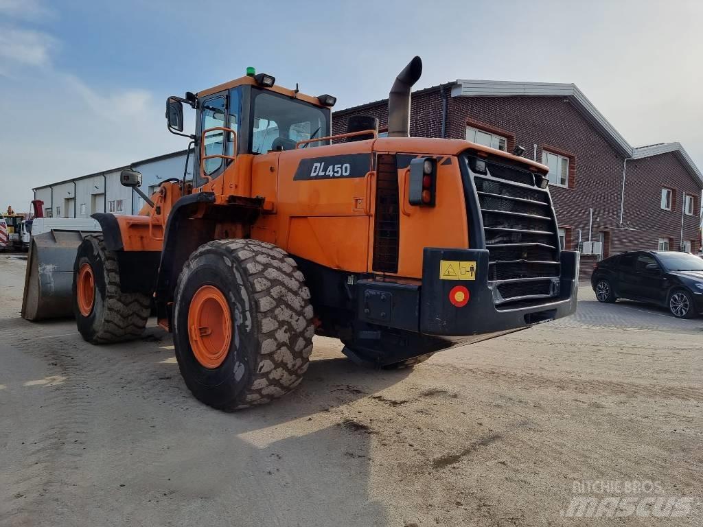Doosan DL 450  휠로우더