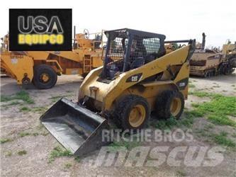 CAT 252B3  스키드로더
