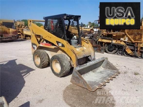 CAT 252B3  스키드로더