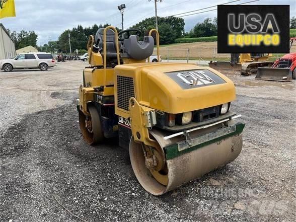 CAT CB-224E 싱글 드럼 롤러