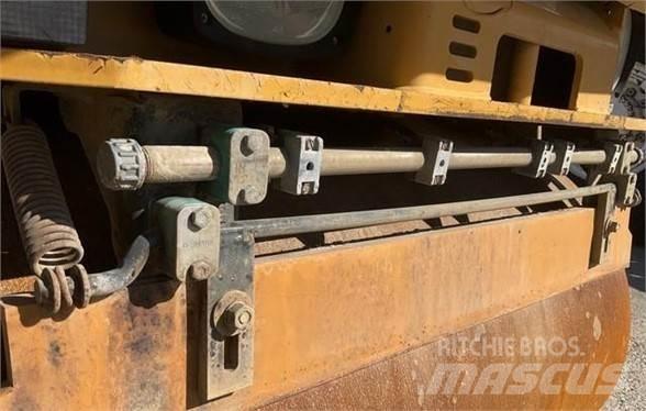 CAT CB22 싱글 드럼 롤러