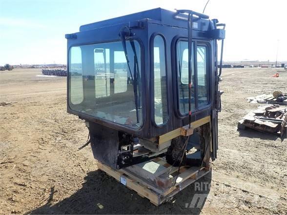 CAT D6R 캐빈 및 인테리어