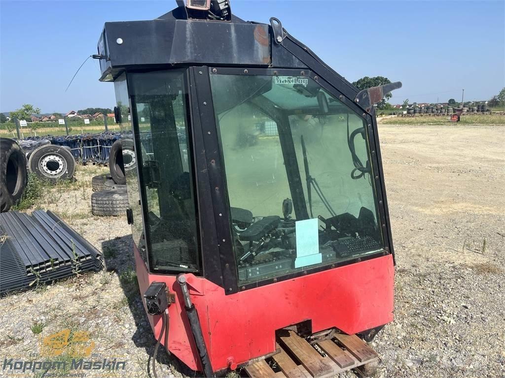 Valmet 911.1 캐빈 및 인테리어