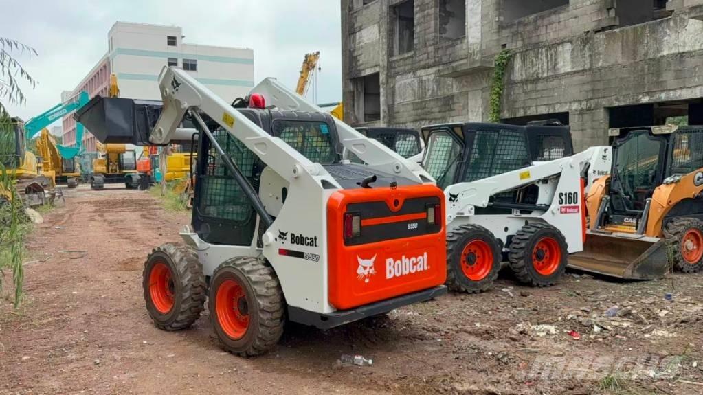 Bobcat S550  스키드로더