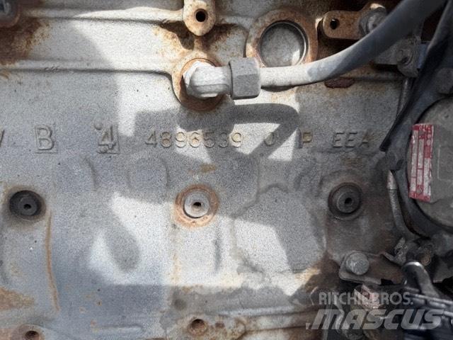 Iveco F4AE0681B 엔진