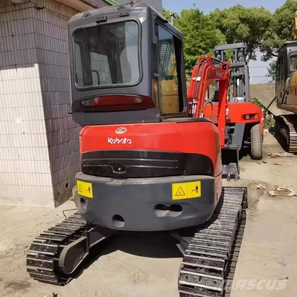 Kubota U35 소형 굴삭기 7톤 미만