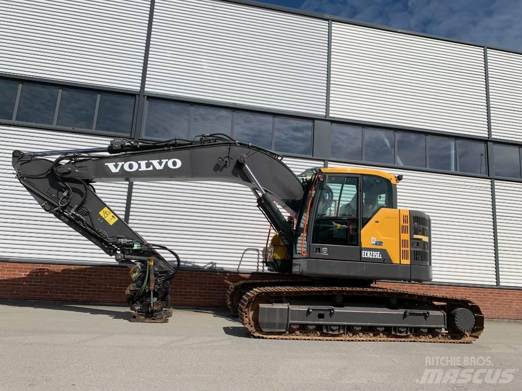 Volvo ECR235EL 대형 굴삭기 29톤 이상