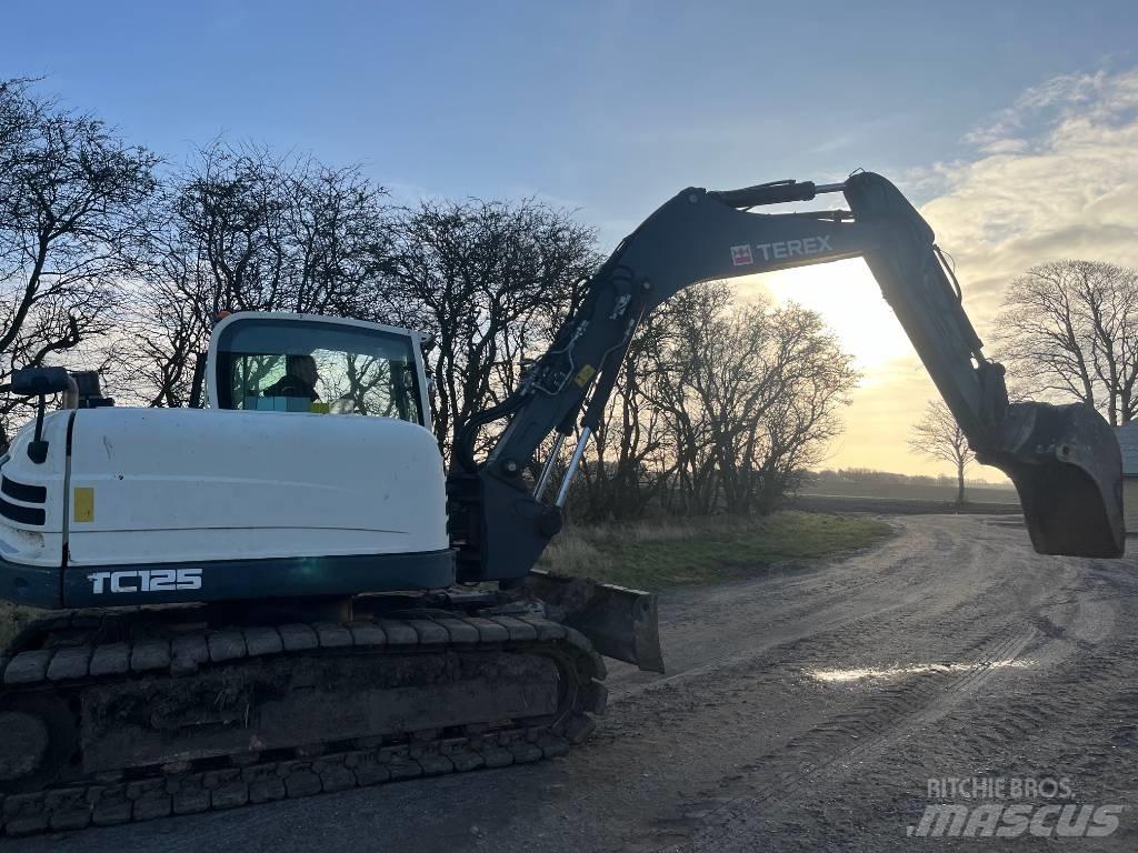 Terex TC 125 중형굴삭기 7톤-28톤