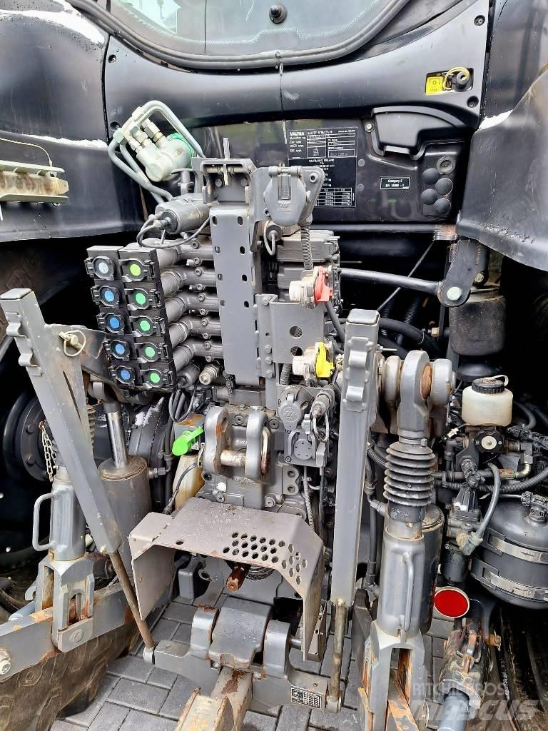 Valtra T 254 트랙터