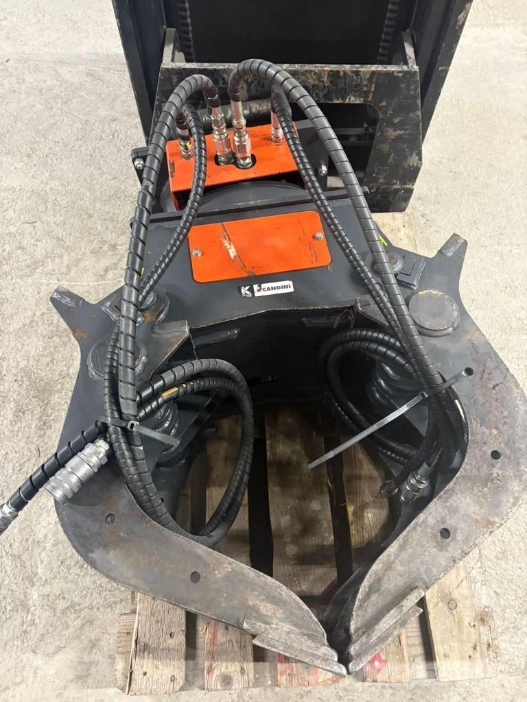 Cangini Benne 250 PF 집게