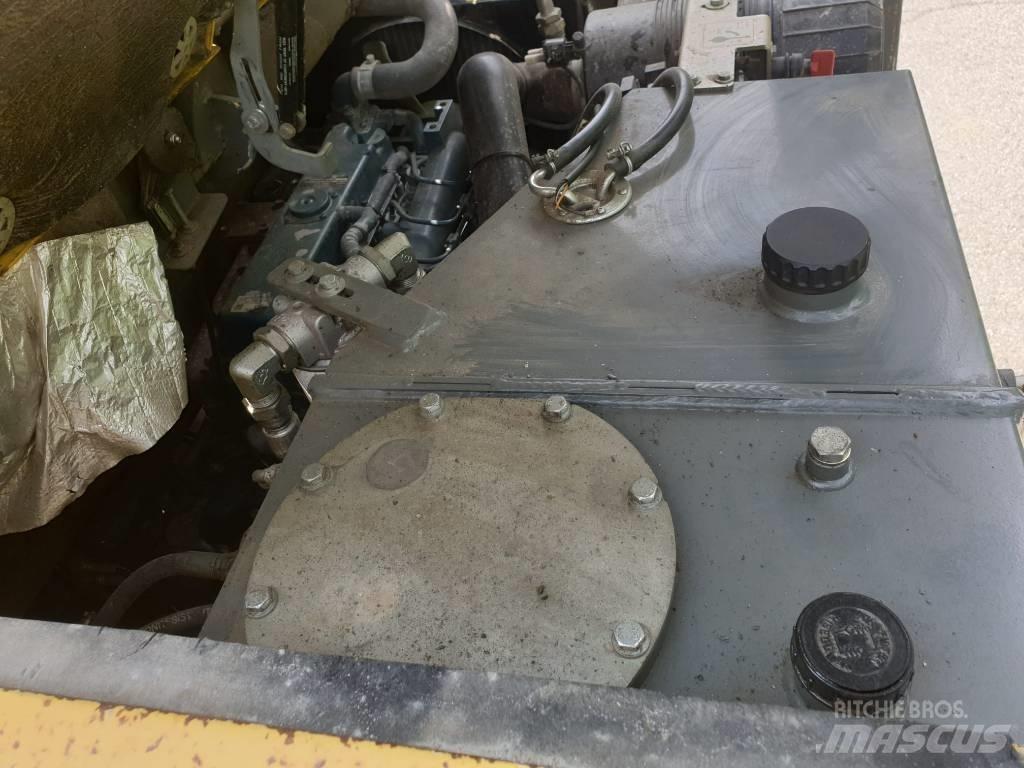 Wacker Neuson DT 25  궤도식 덤프