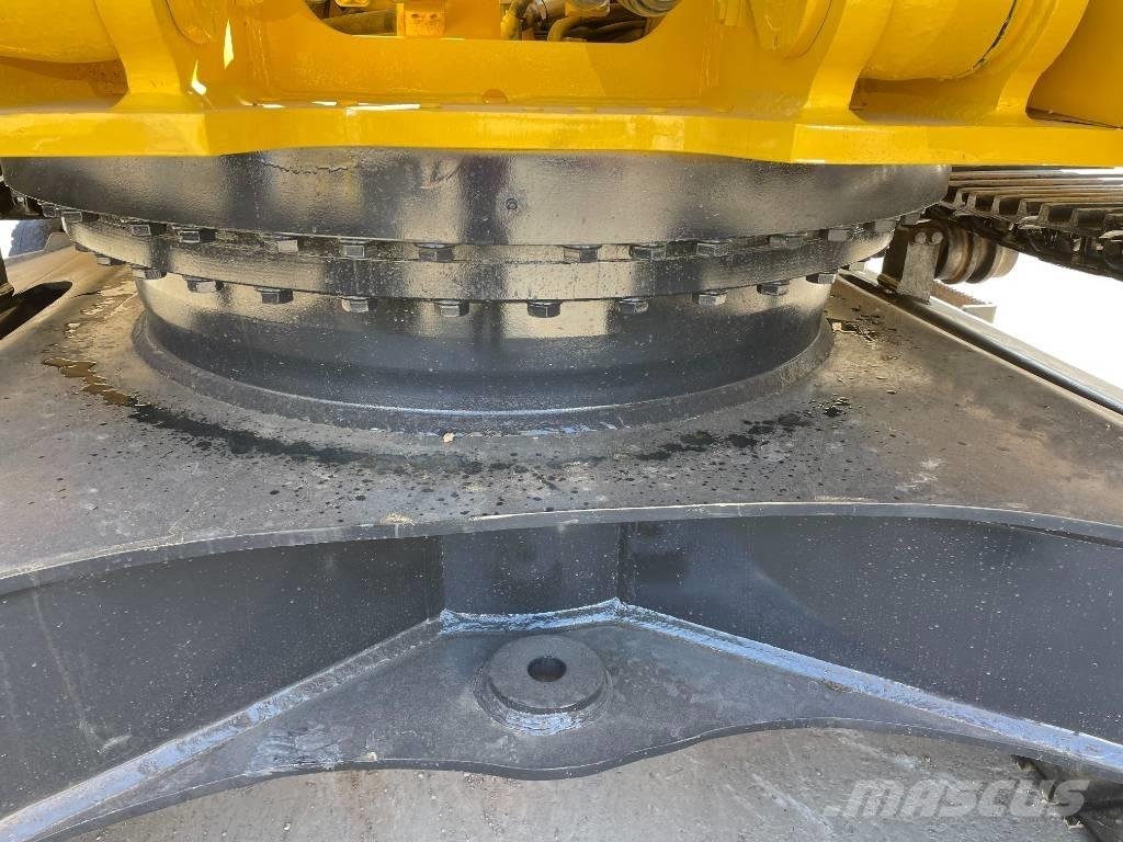 Komatsu PC 300-7 대형 굴삭기 29톤 이상