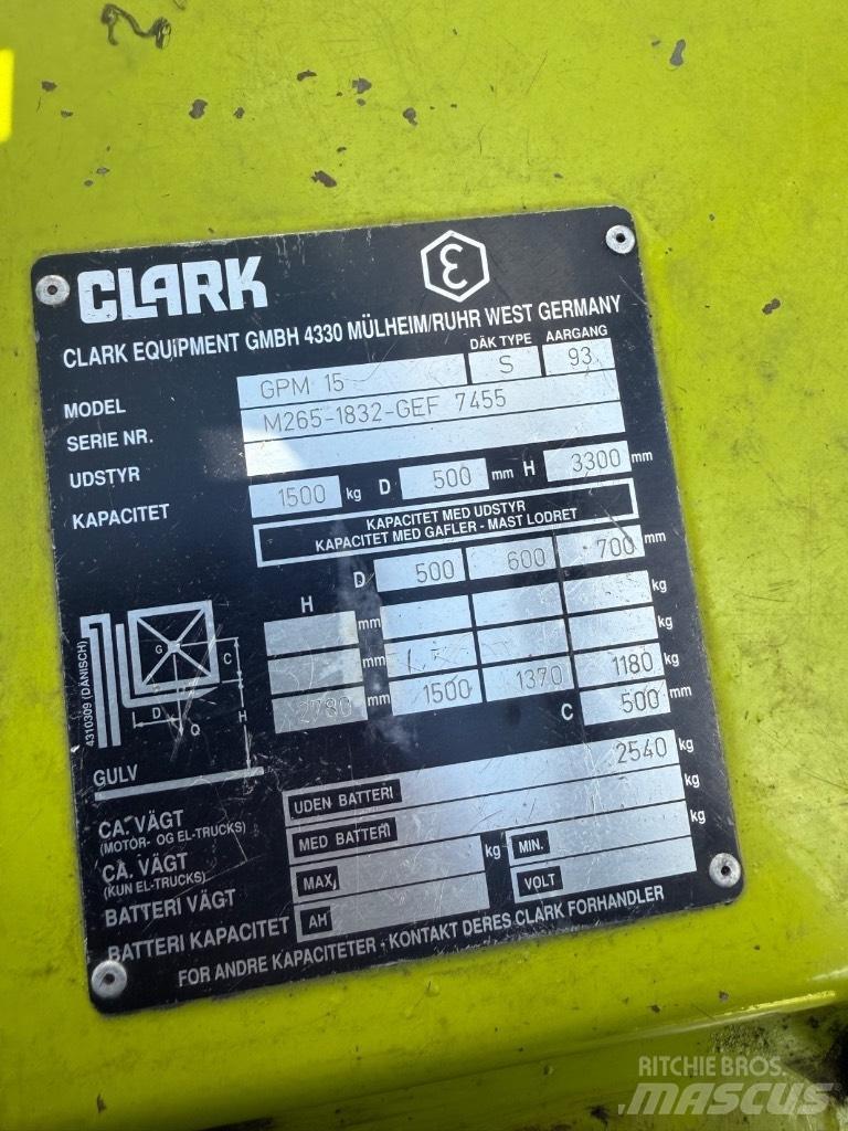 Clark GCM15 LPG 지게차
