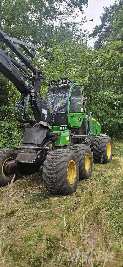John Deere 1070e 원목 하베스터