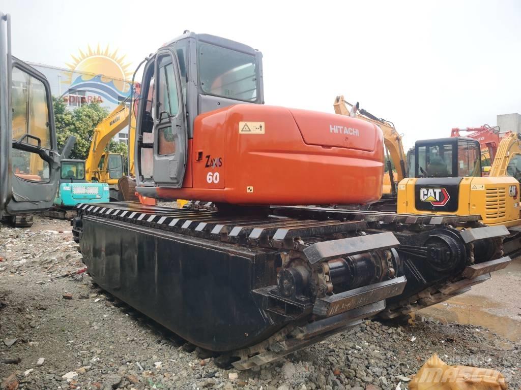 Hitachi ZX 60 수륙양용 굴삭기