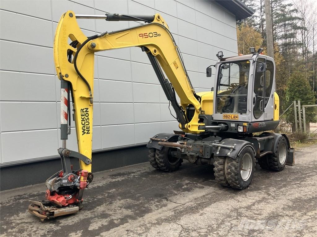Wacker Neuson 9503  휠 굴삭기