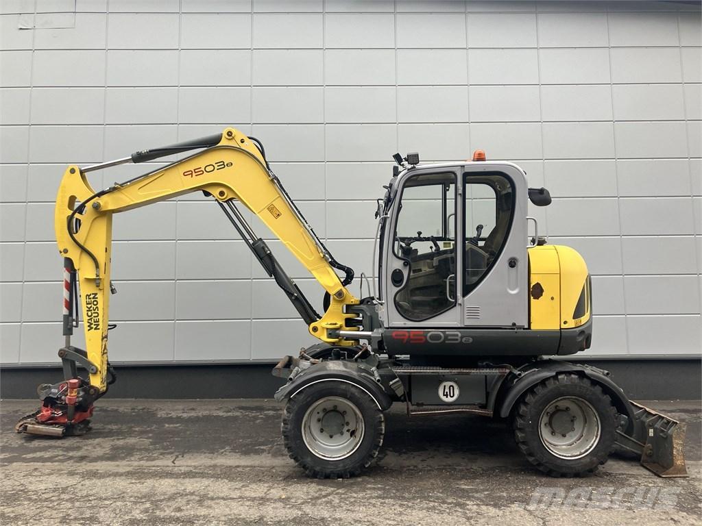Wacker Neuson 9503  휠 굴삭기