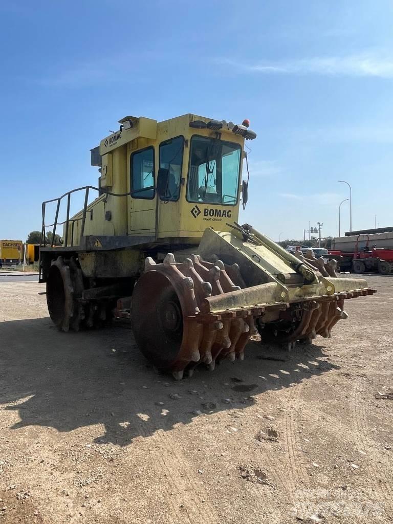 Bomag BC 572 RB 폐기물 다짐기