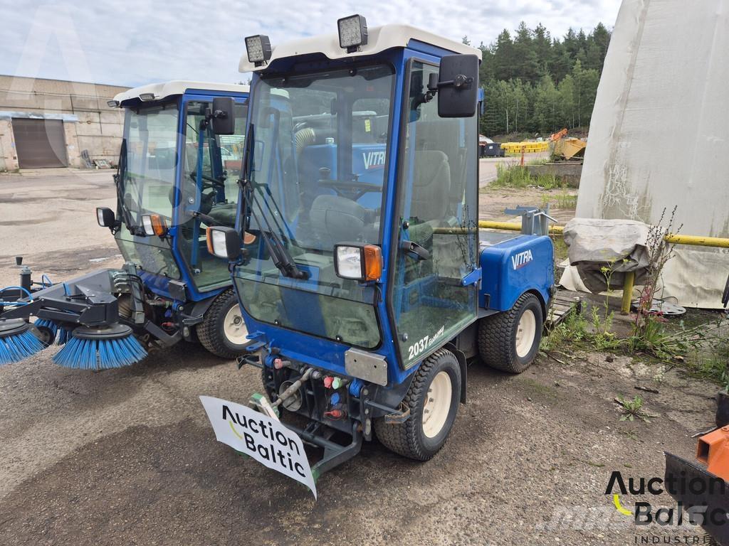 Vitra 2037 Economy 도로 청소차