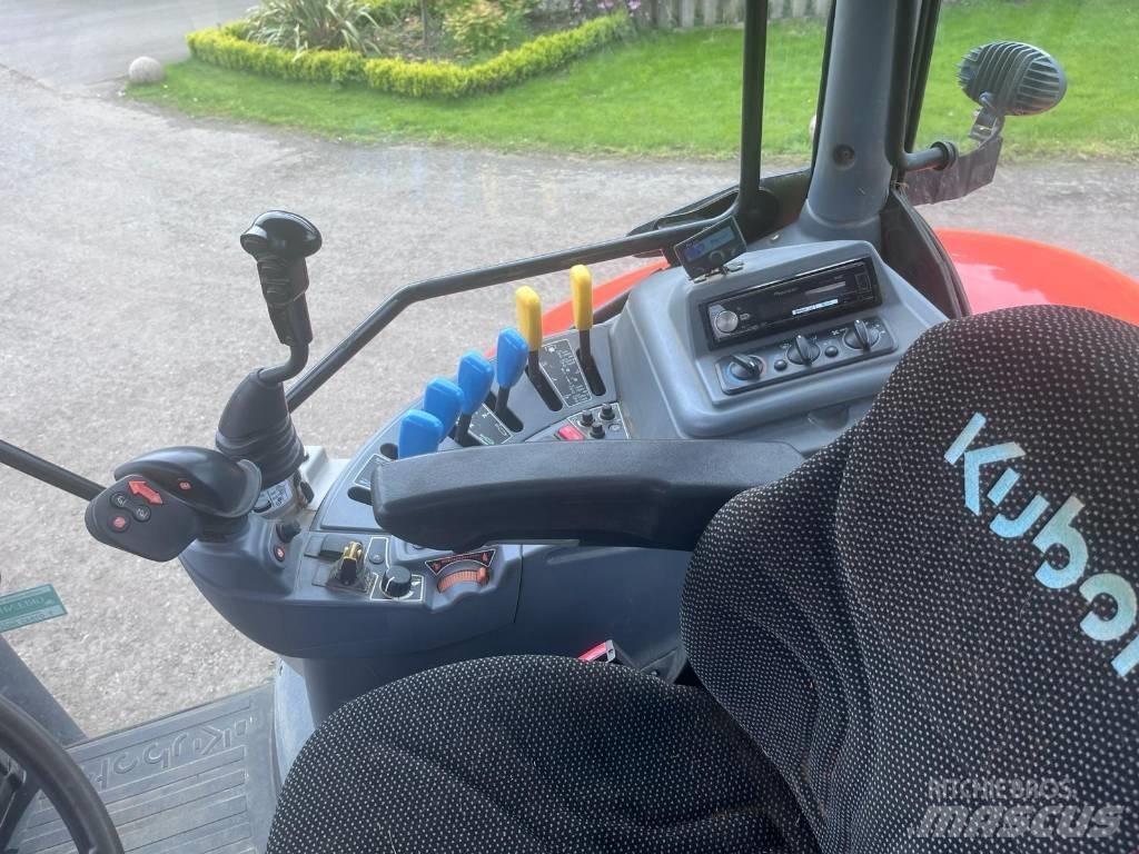 Kubota M 7132 트랙터