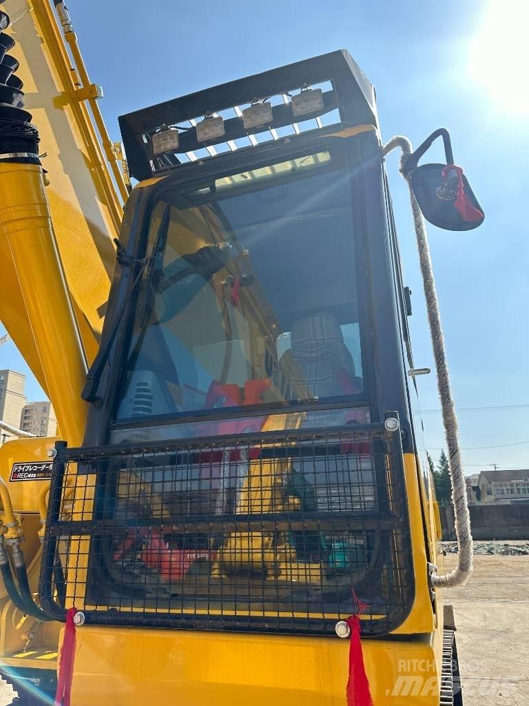 Komatsu PC 220-7 대형 굴삭기 29톤 이상