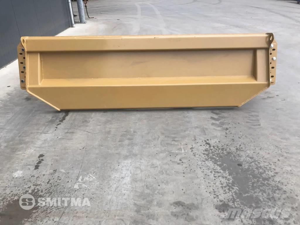 CAT 730C 테일게이트