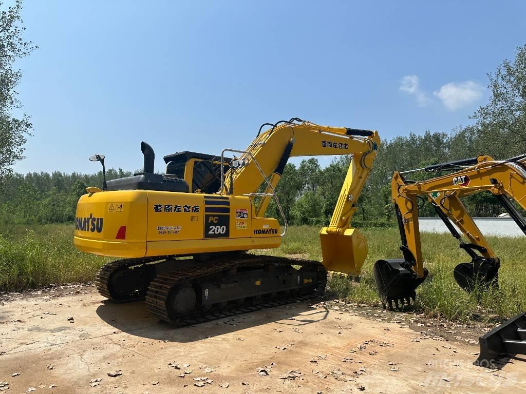 Komatsu PC200-8 대형 굴삭기 29톤 이상