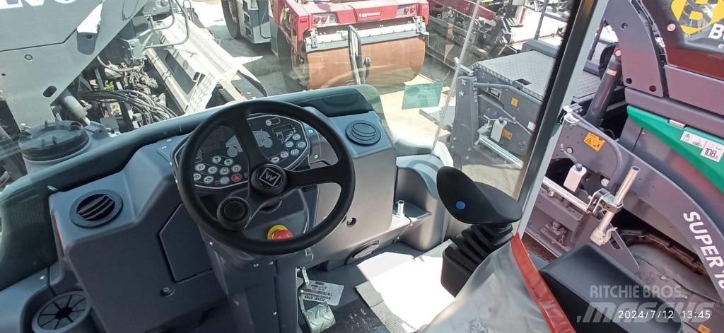 Hamm HP 180 공기 타이어 롤러