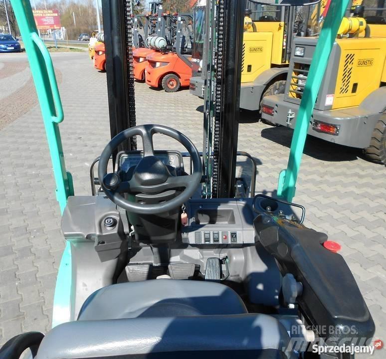Mitsubishi FG25N LPG 지게차